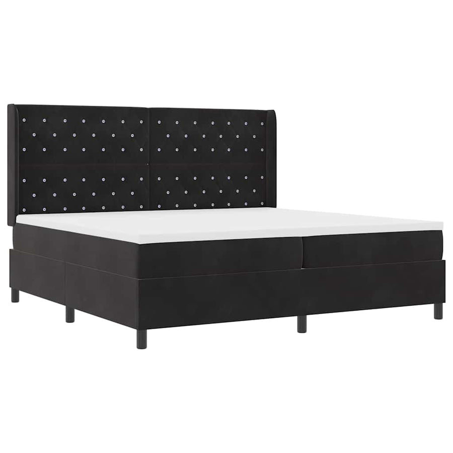 Boxspringbed met matras met LED Zwart 200 x 200 cm Fluweel