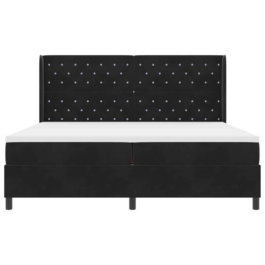 Boxspringbed met matras met LED Zwart 200 x 200 cm Fluweel