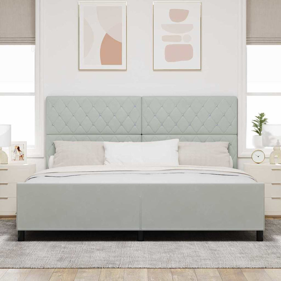 Boxspringbed met hoofdeinde Lichtgrijs 200 x 200 cm Fluweel