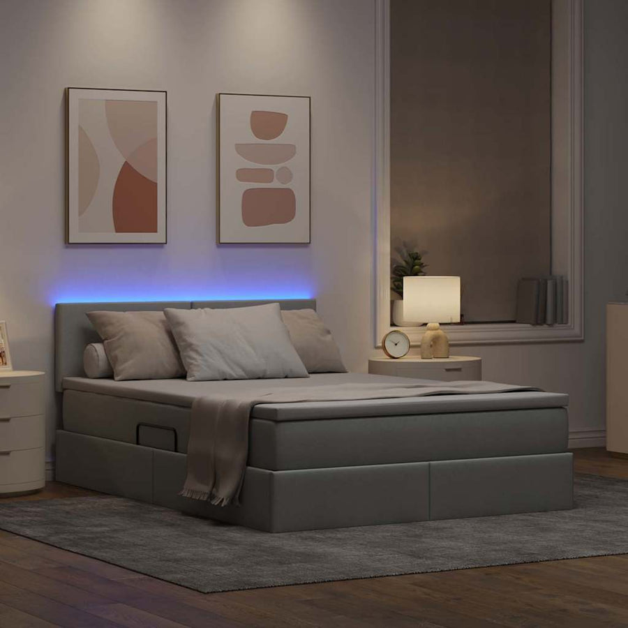 Bed met LED -striplichten Lichtgrijs 140 x 200 cm Stof