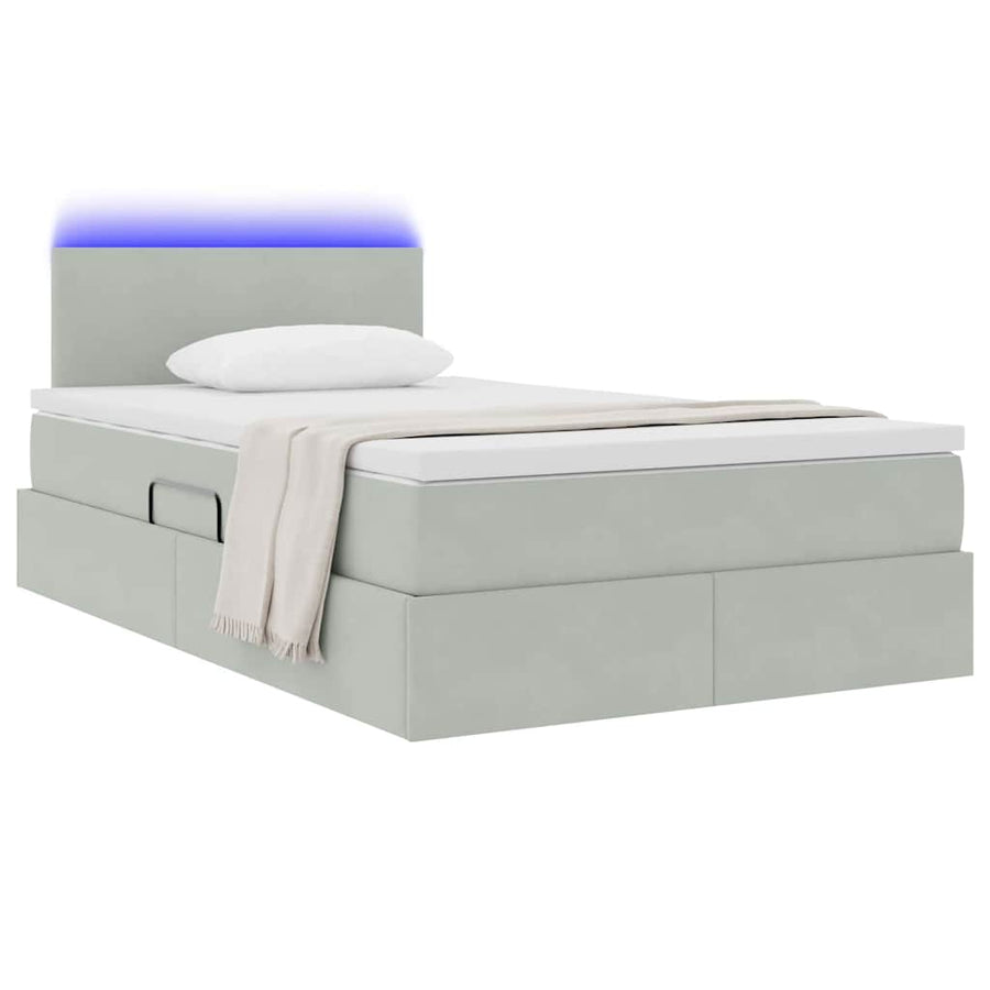 Bed met LED -striplichten Lichtgrijs 120 x 200 cm Fluweel