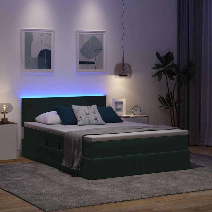 Bed met LED -striplichten Donkergroen 140 x 200 cm Fluweel