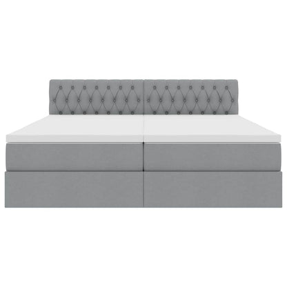 Bed met LED-striplichten Lichtgrijs 180 x 200 cm Stof