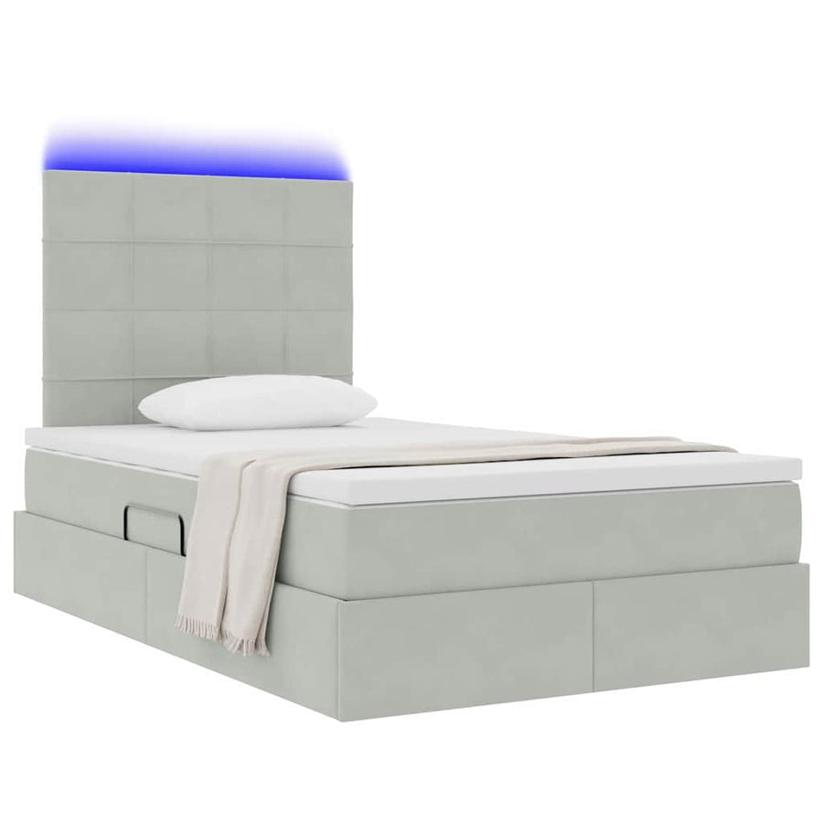 Bed met LED -striplichten Lichtgrijs 120 x 200 cm Fluweel