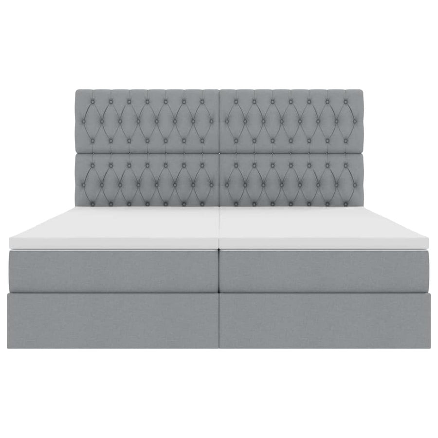 Bed met LED-stripverlichting Lichtgrijs 180 x 200 cm Stof