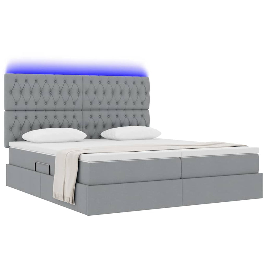 Bed met LED-stripverlichting Lichtgrijs 200 x 200 cm Stof