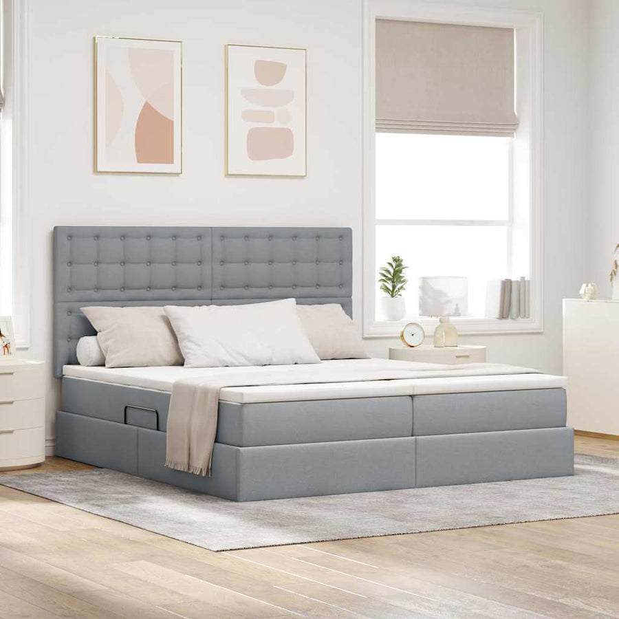 Bed met LED-stripverlichting Lichtgrijs 180 x 200 cm Stof