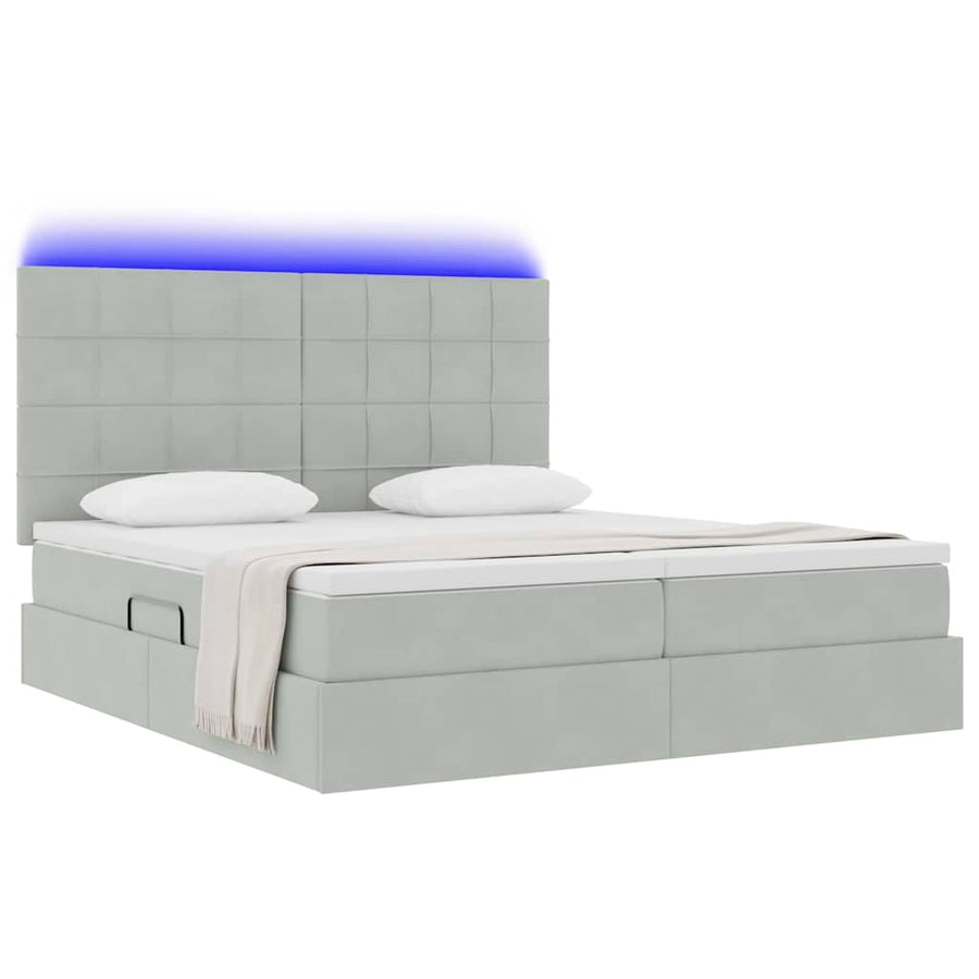 Bed met LED-stripverlichting Lichtgrijs 180 x 200 cm Fluweel