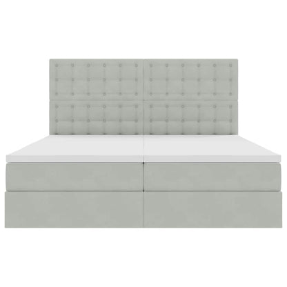 Bed met LED-stripverlichting Lichtgrijs 180 x 200 cm Fluweel
