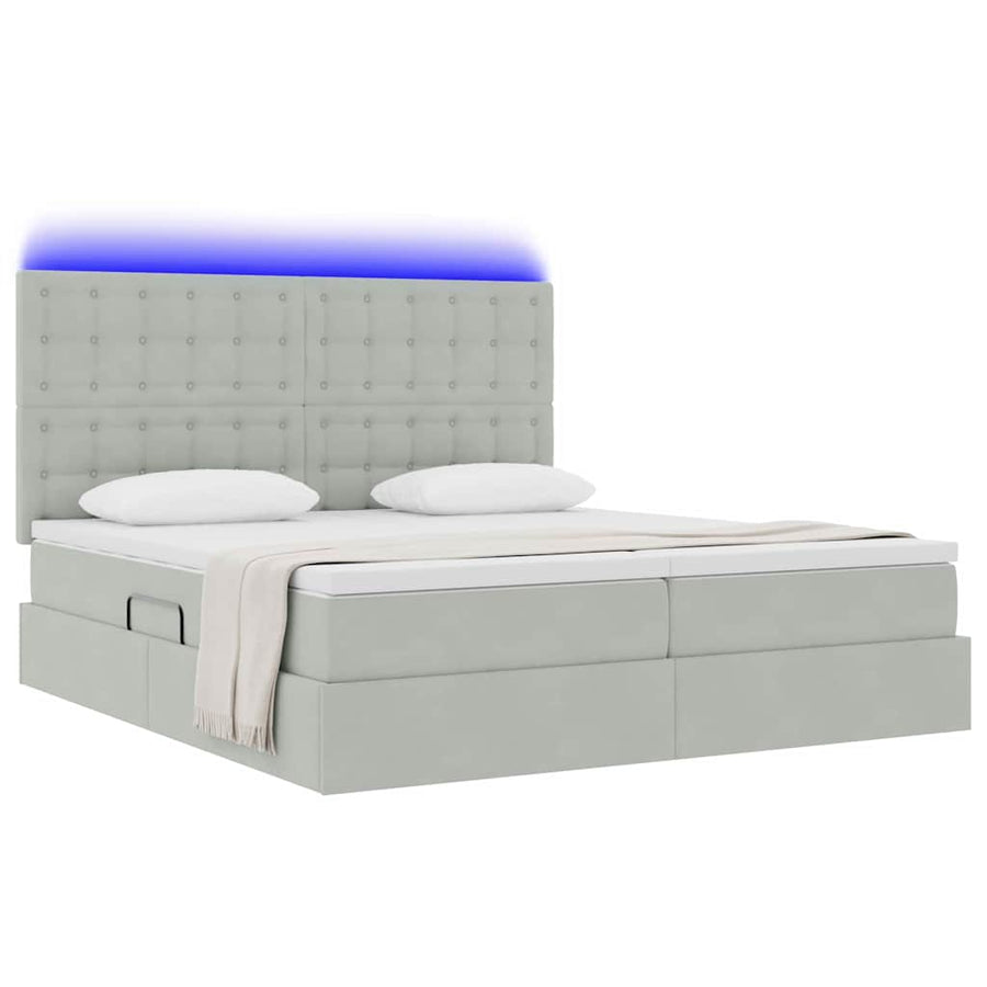 Bed met LED-stripverlichting Lichtgrijs 180 x 200 cm Fluweel