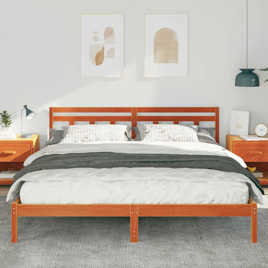 Bedframe met hoofdeinde Bruin 200 x 200 cm Grenenhout