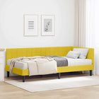 Hoekbedframe met matras 204x104x72 cm geel fluweel