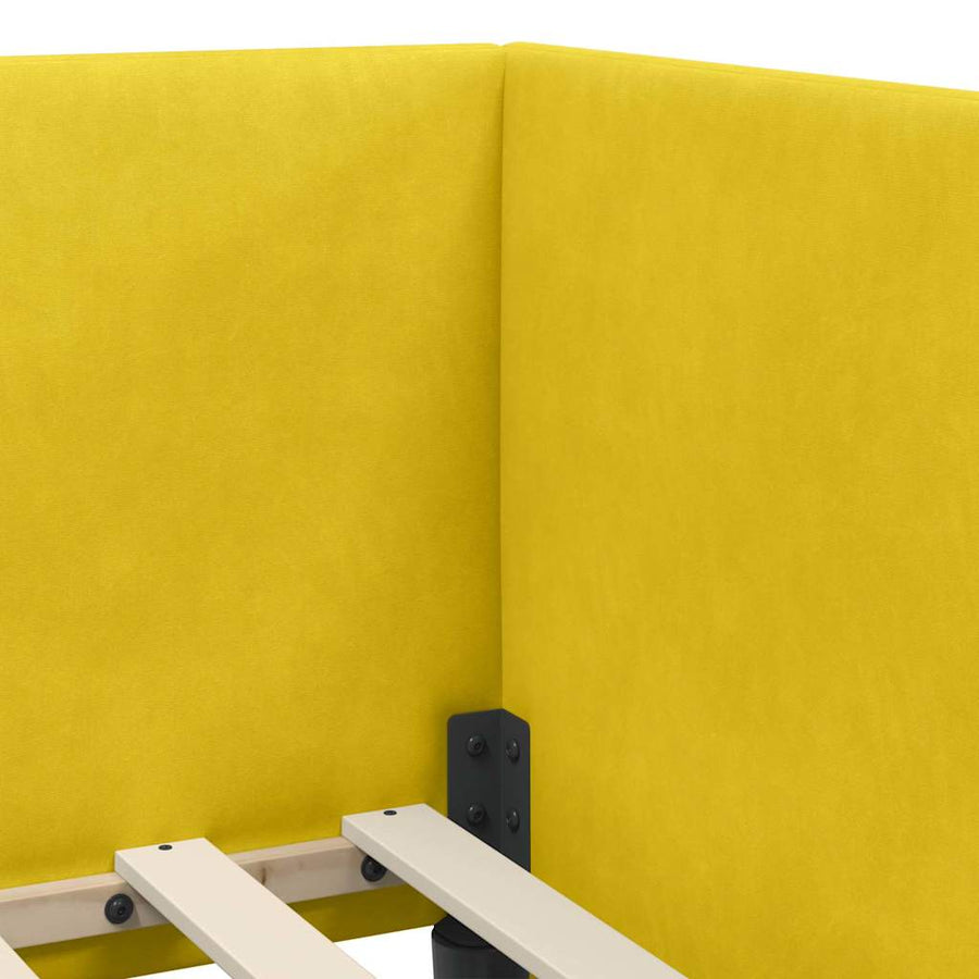 Hoekbedframe met Matras met hoofdeinde 2 pcs Geel Fluweel