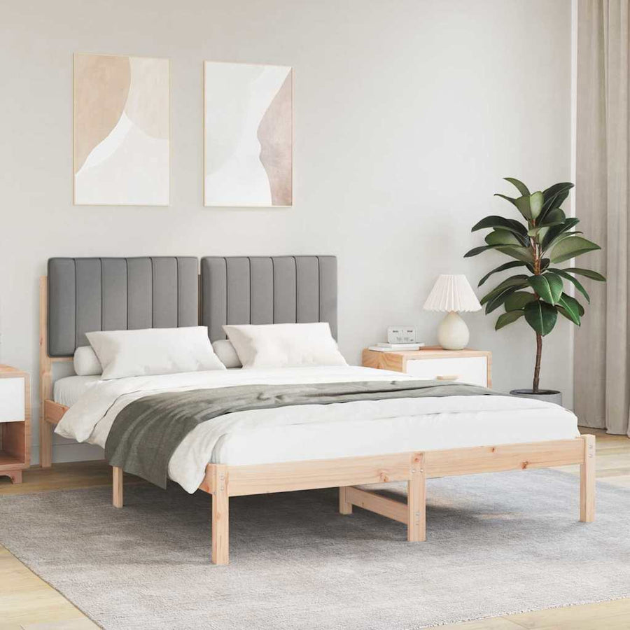 Bedframe met Gevoerd Hoofdgedeelte Lichtgrijs 140 x 200 cm