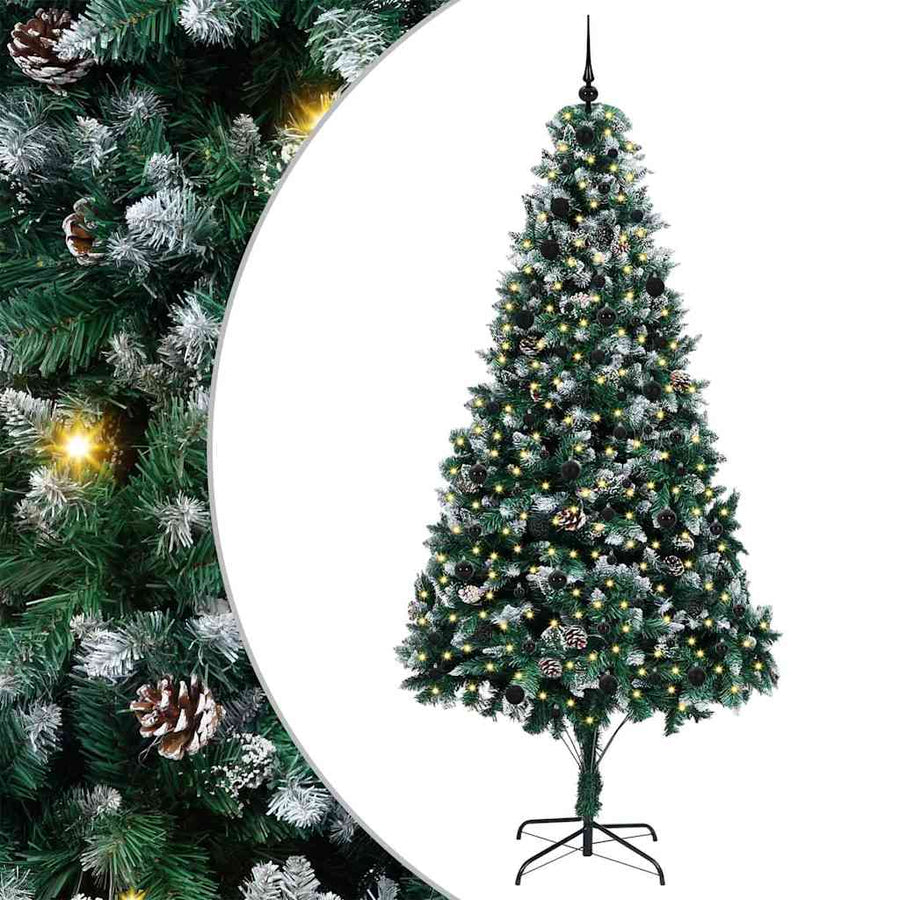 Kunstkerstboom Groen 240 cm PVC en Staal en Kunststof