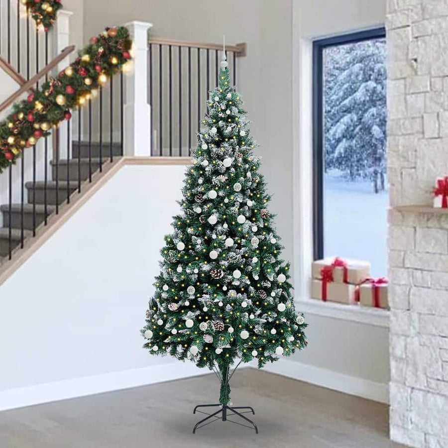 Kunstkerstboom Groen 240 cm PVC en Staal en Kunststof