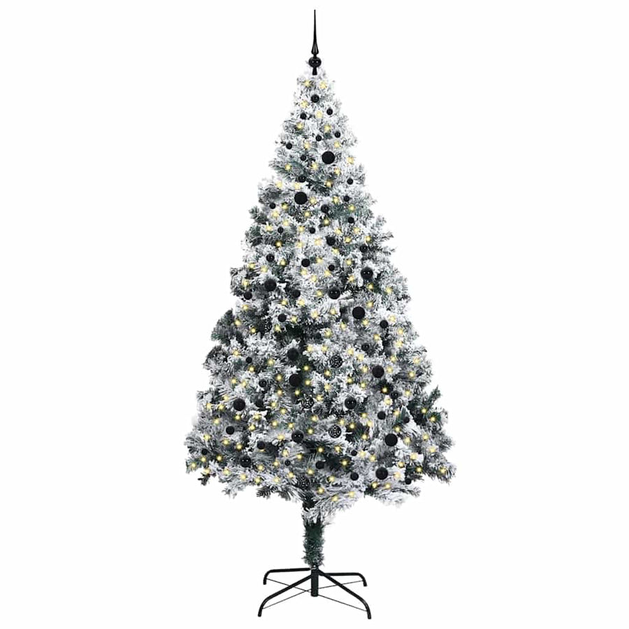 Kunstkerstboom Groen 240 x 150 cm PVC en Staal en Kunststof