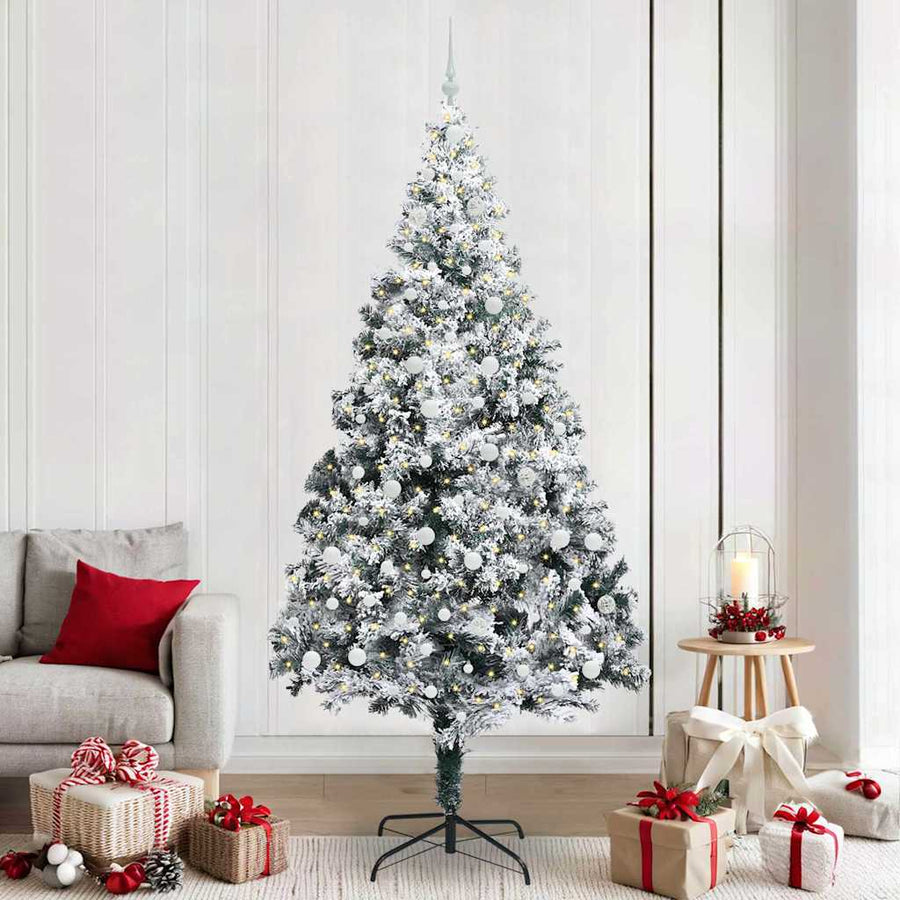 Kunstkerstboom Groen 240 x 150 cm PVC en Staal en Kunststof
