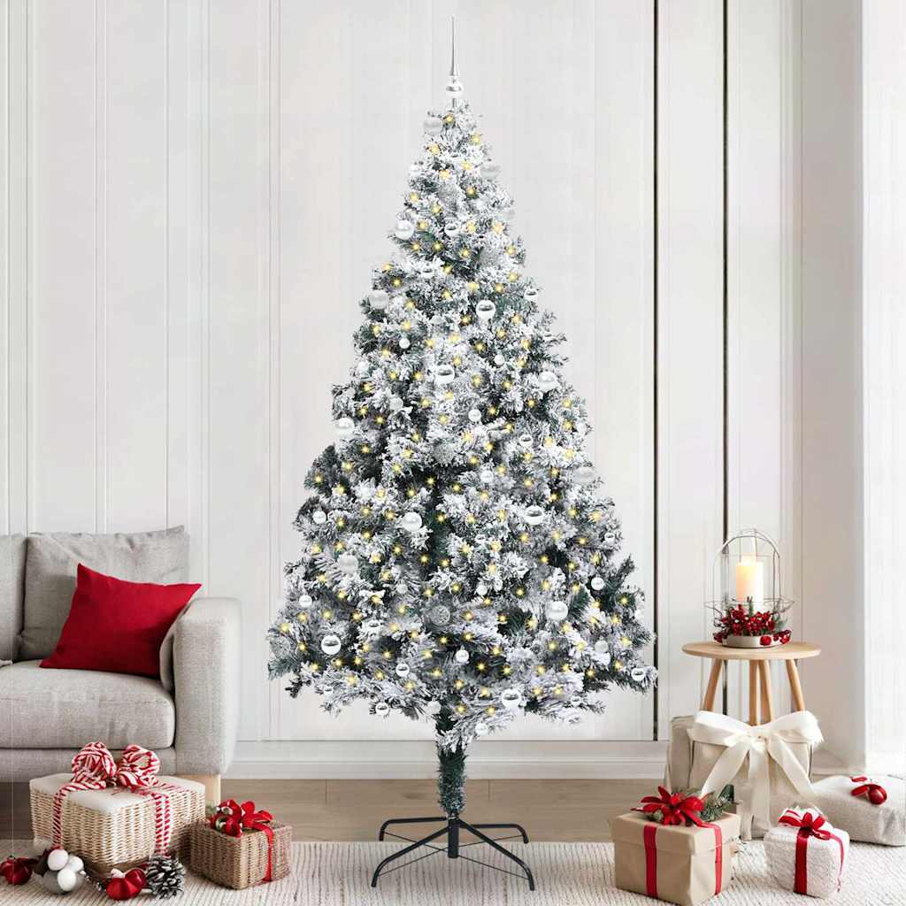 Kunstkerstboom Groen 240 x 150 cm PVC en Staal en Kunststof