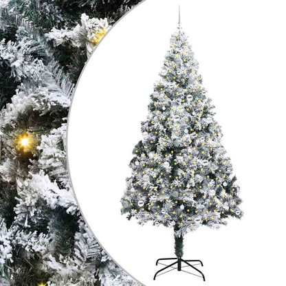 Kunstkerstboom Groen 240 x 150 cm PVC en Staal en Kunststof