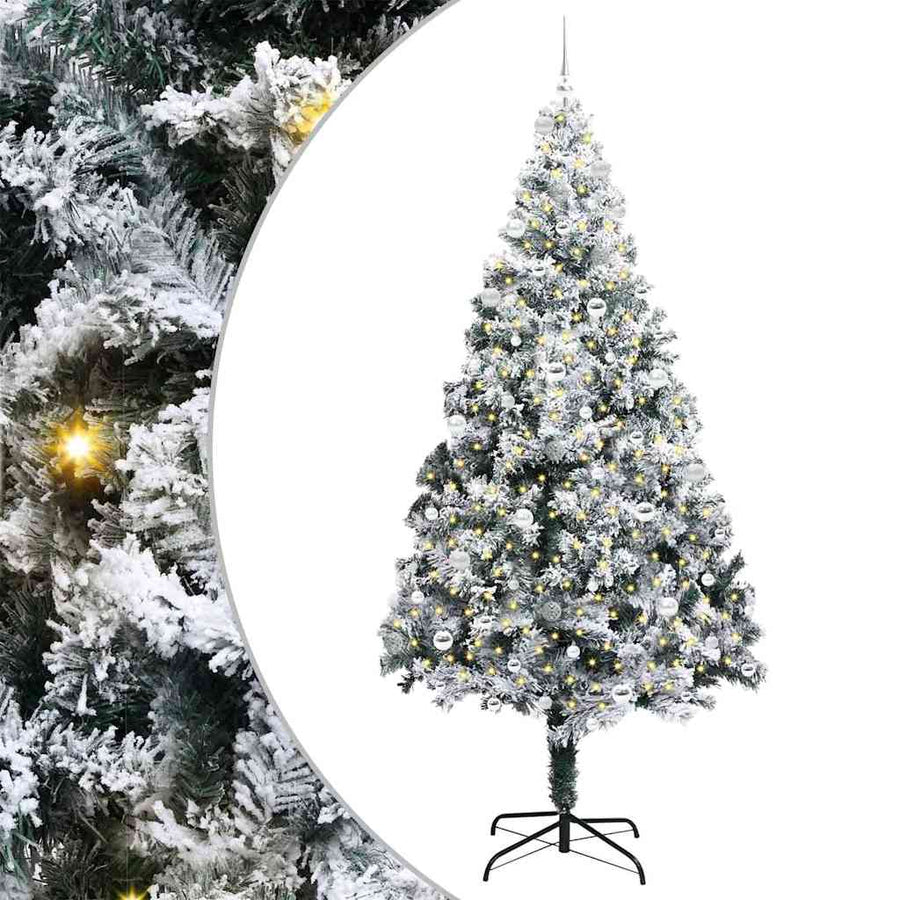 Kunstkerstboom Groen 240 x 150 cm PVC en Staal en Kunststof