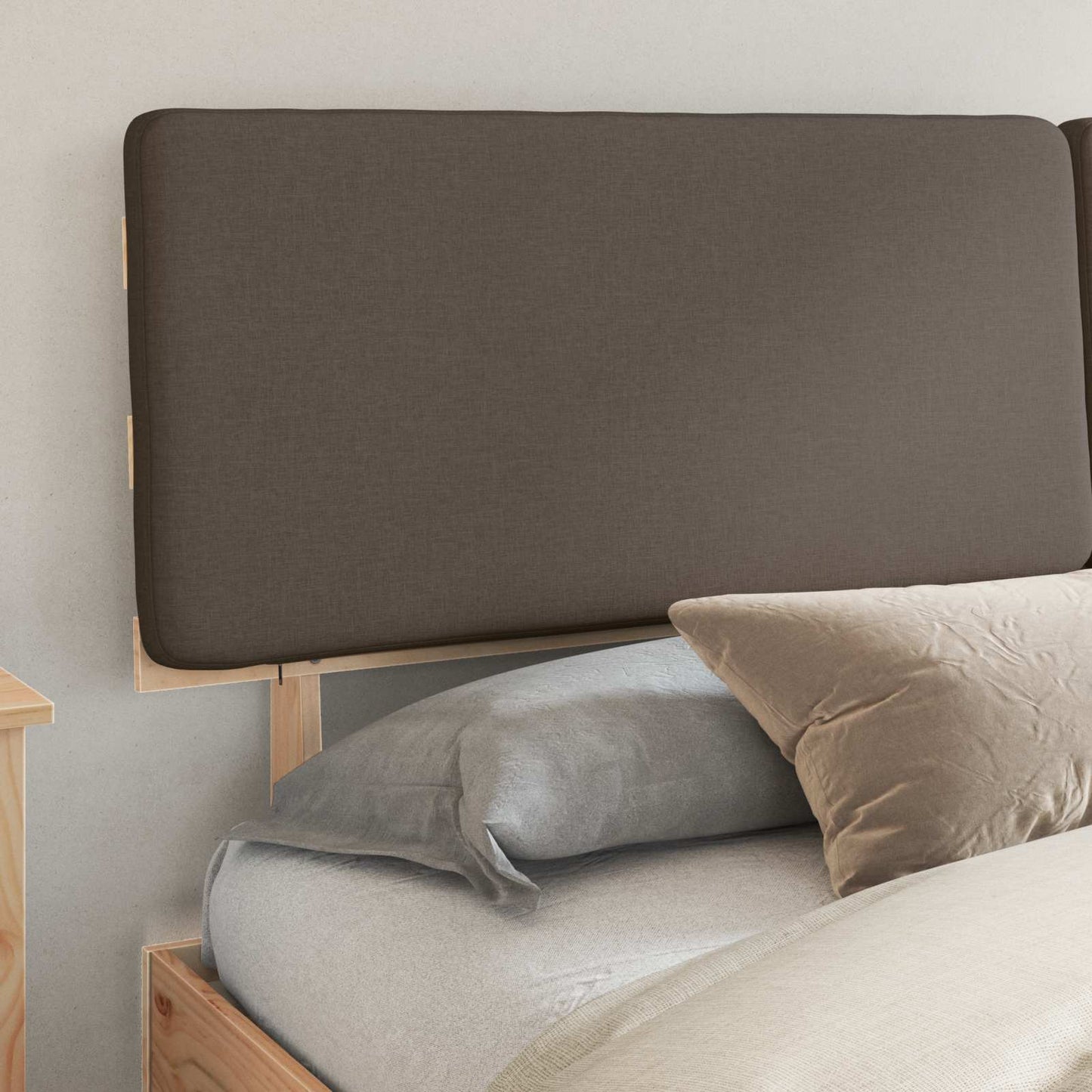 Bedframe met Gevoerd Hoofdgedeelte Taupe 180 x 200 cm
