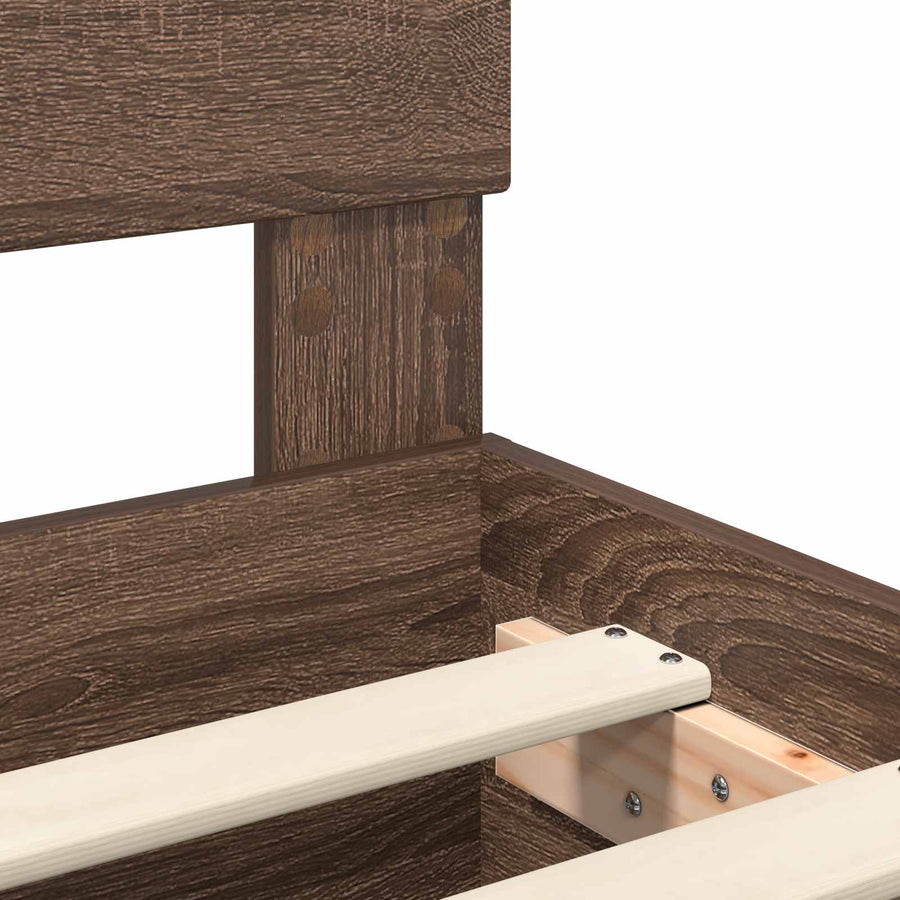 Bedframe met hoofdeinde Bruin Eiken 120 x 123 cm Bewerkt hout