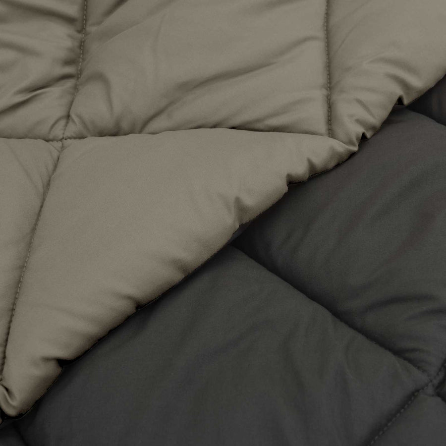 Vol jaar dekbed Lichtgrijs en Antraciet 220 x 155 cm Microfiber