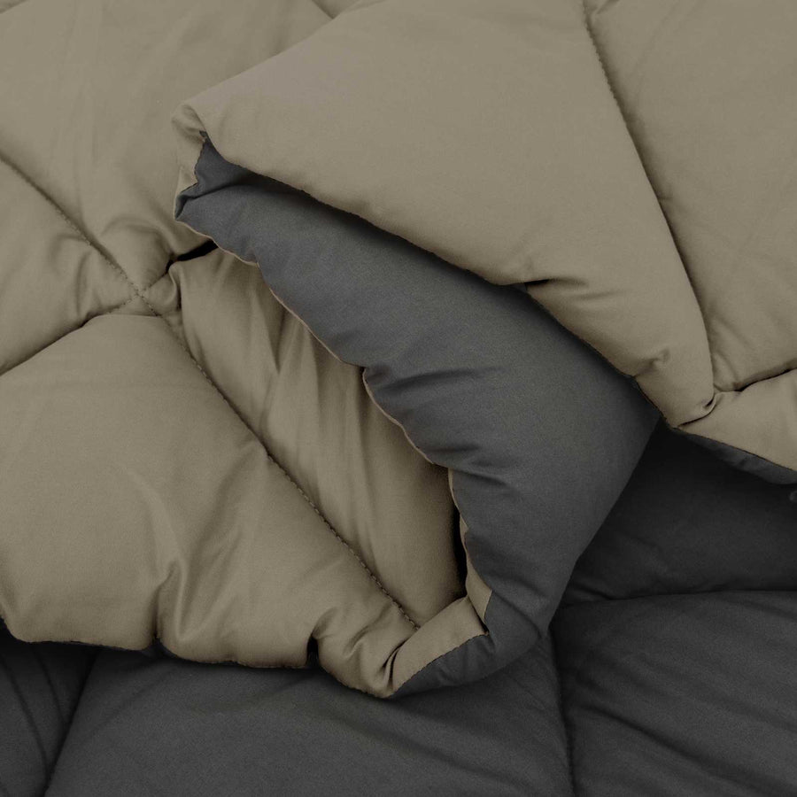 Winter Dekbed Lichtgrijs en Antraciet 200 x 140 cm Microfiber
