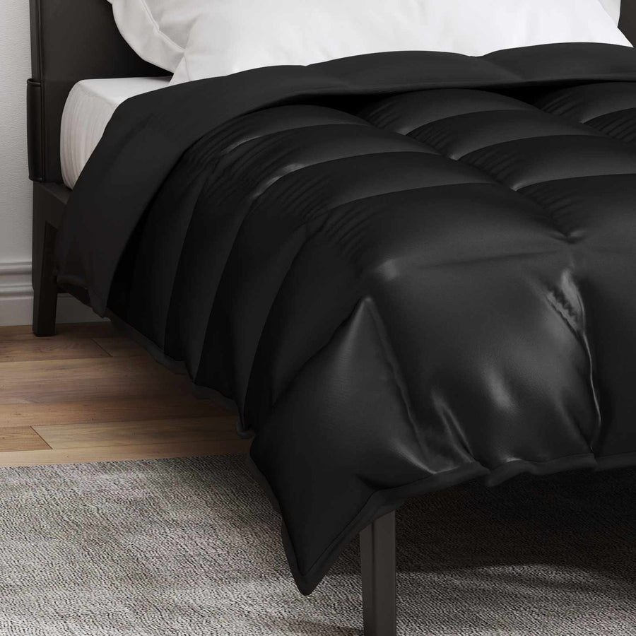 Winter Dekbed Zwart 200 x 140 cm Satijn en Microfiber