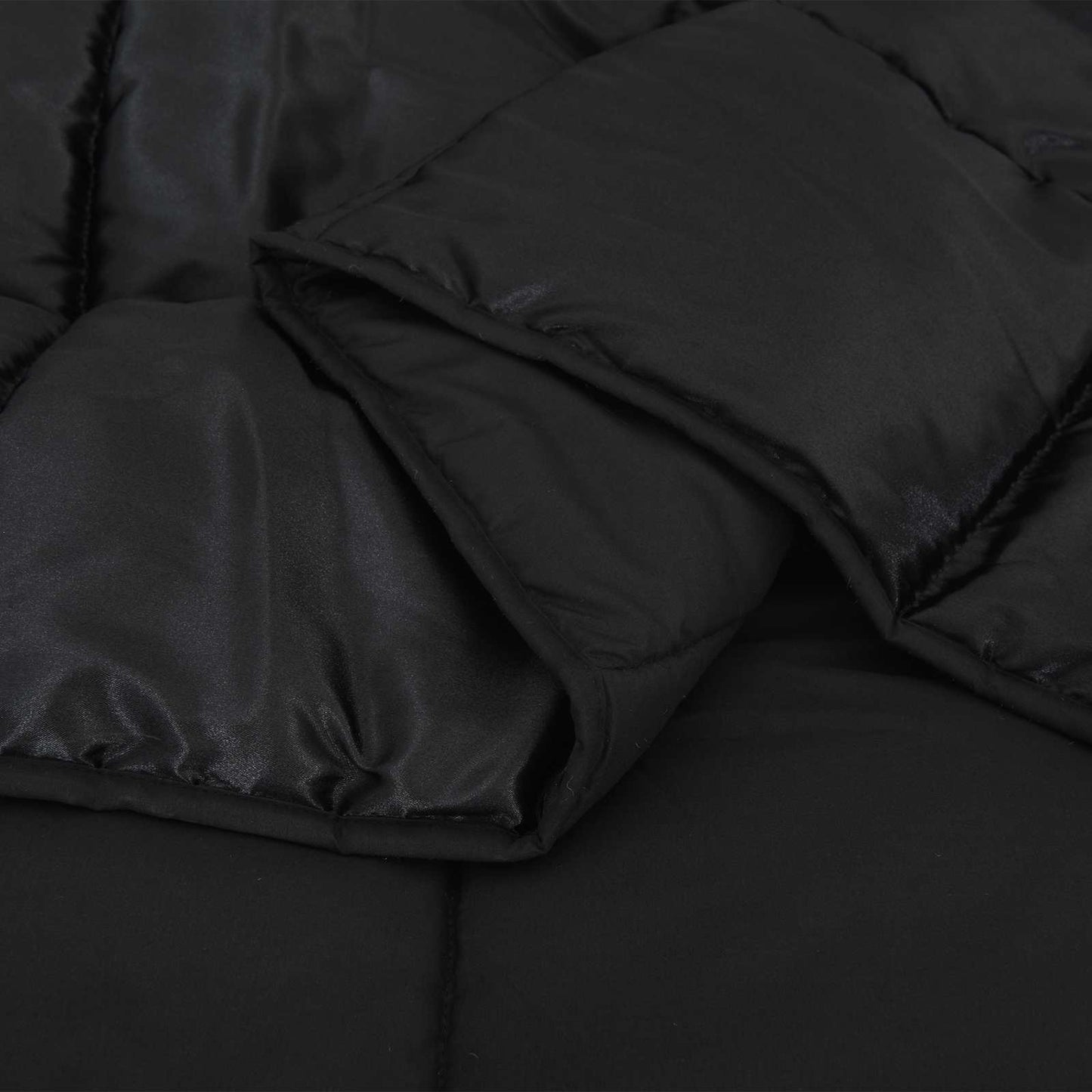 Winter Dekbed Zwart 240 x 260 cm Satijn en Microfiber