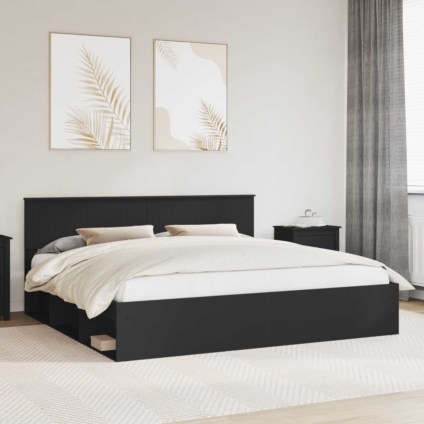 Bedframe met hoofdeinde Zwart 200 x 200 cm Massief grenenhout