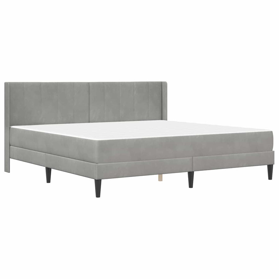 Bedframe met matras met hoofdeinde 2 pcs Lichtgrijs Fluweel