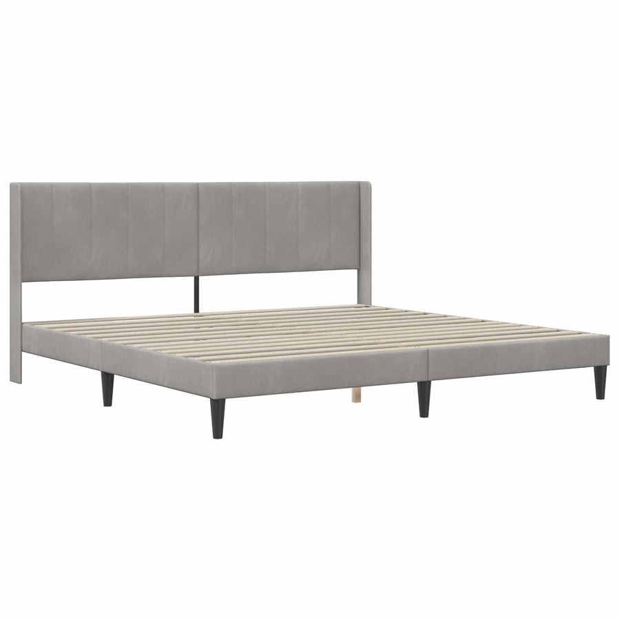 Bedframe met matras met hoofdeinde 2 pcs Lichtgrijs Fluweel