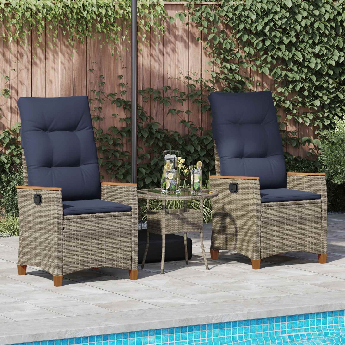 Verstelbare tuinstoel 2 pcs Grijs en Marineblauw poly rattan