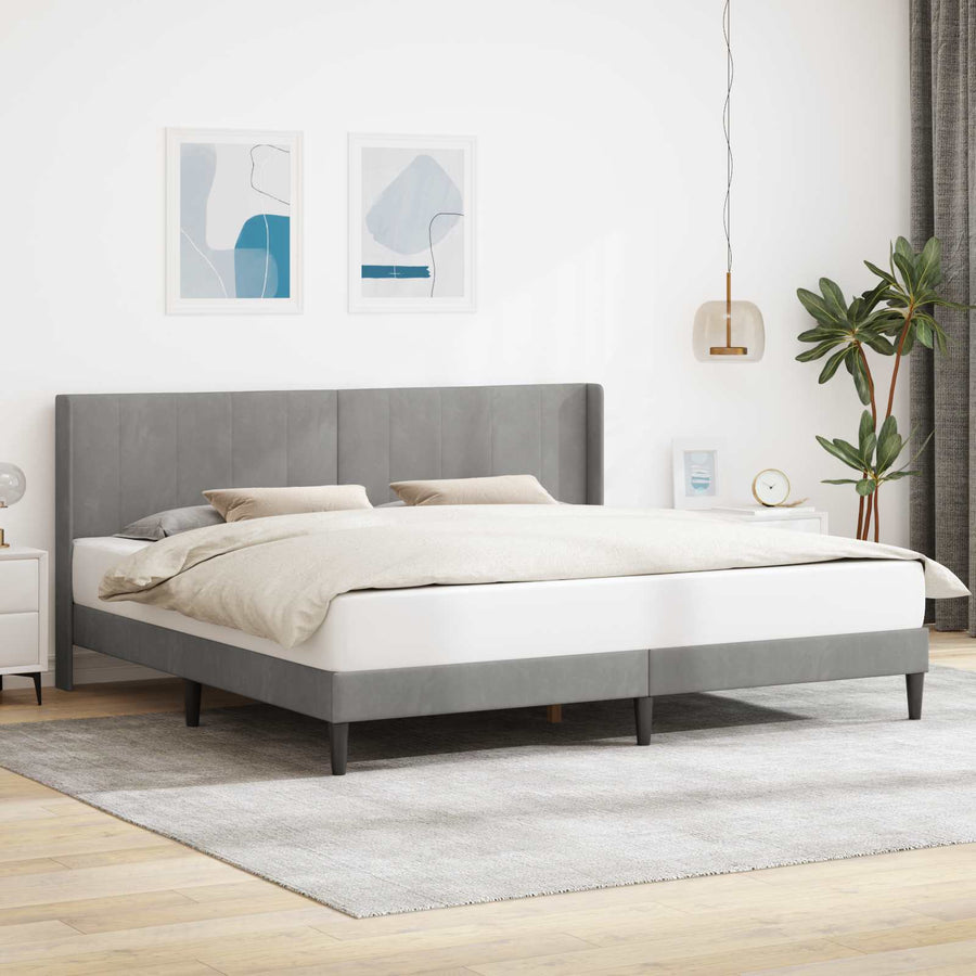 Bedframe met hoofdeinde Lichtgrijs 200 x 200 cm Fluweel