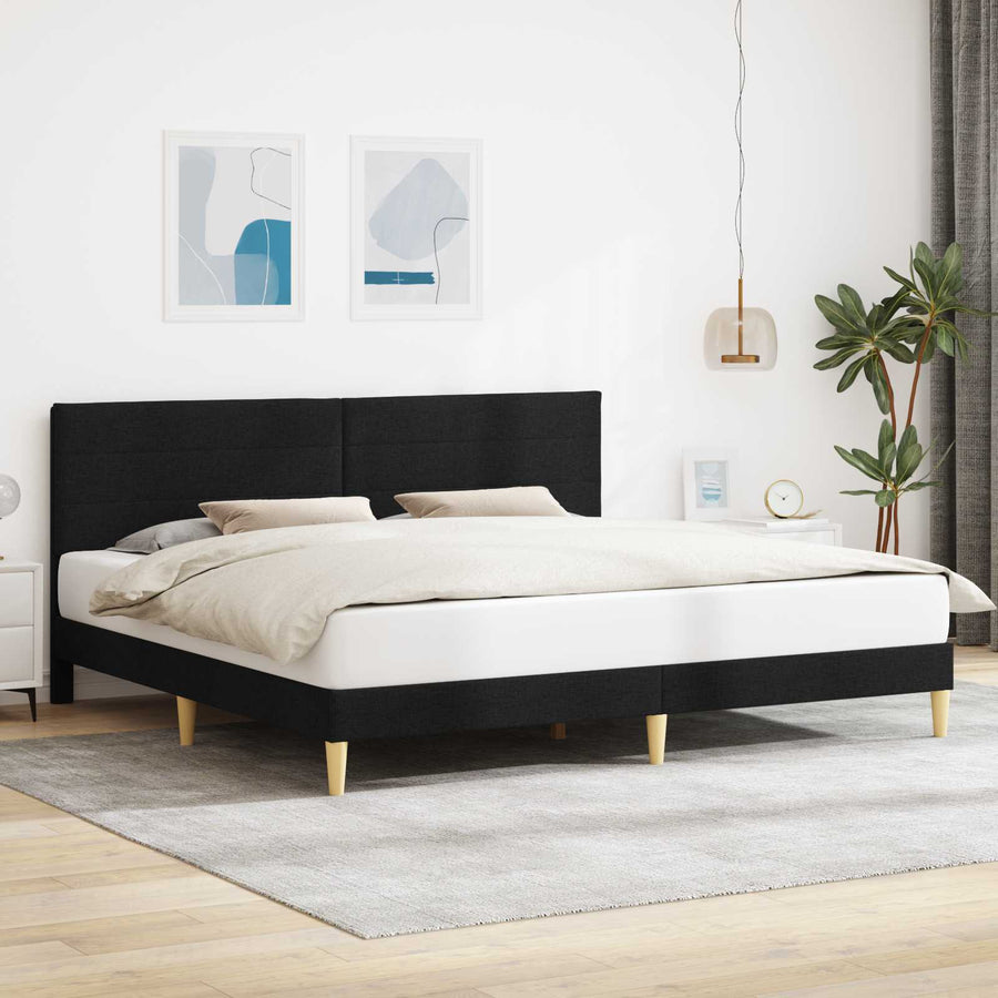 Bedframe met hoofdeinde Zwart 200 x 200 cm Stof