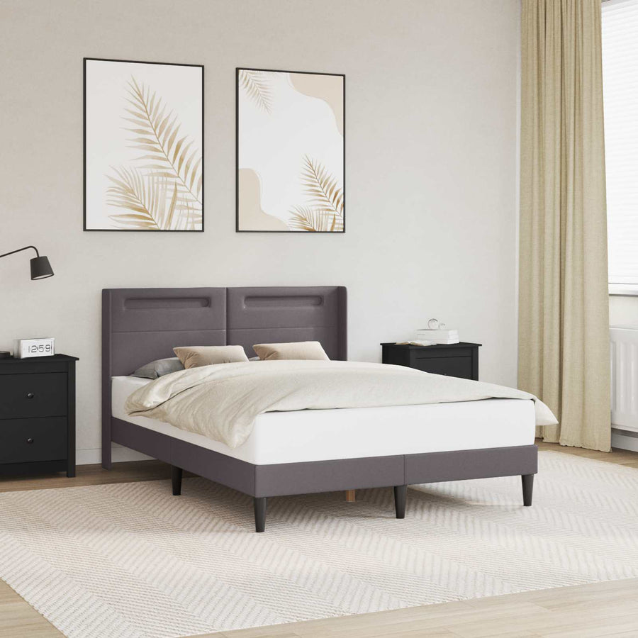 Bedframe met LED-stripverlichting Grijs 140 x 190 cm Kunstleer