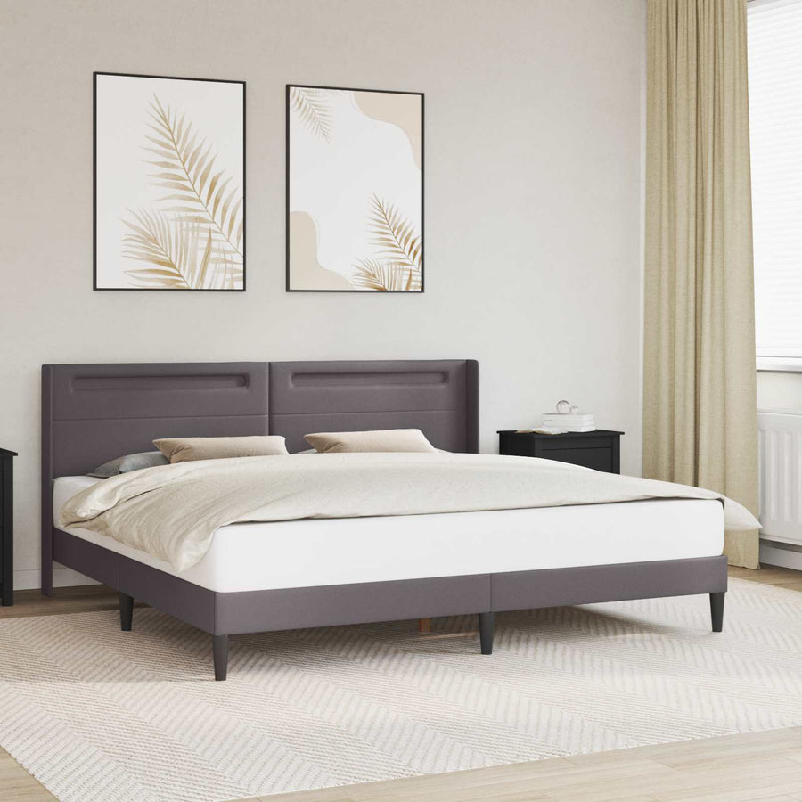 Bedframe met LED-stripverlichting Grijs 180 x 200 cm Kunstleer