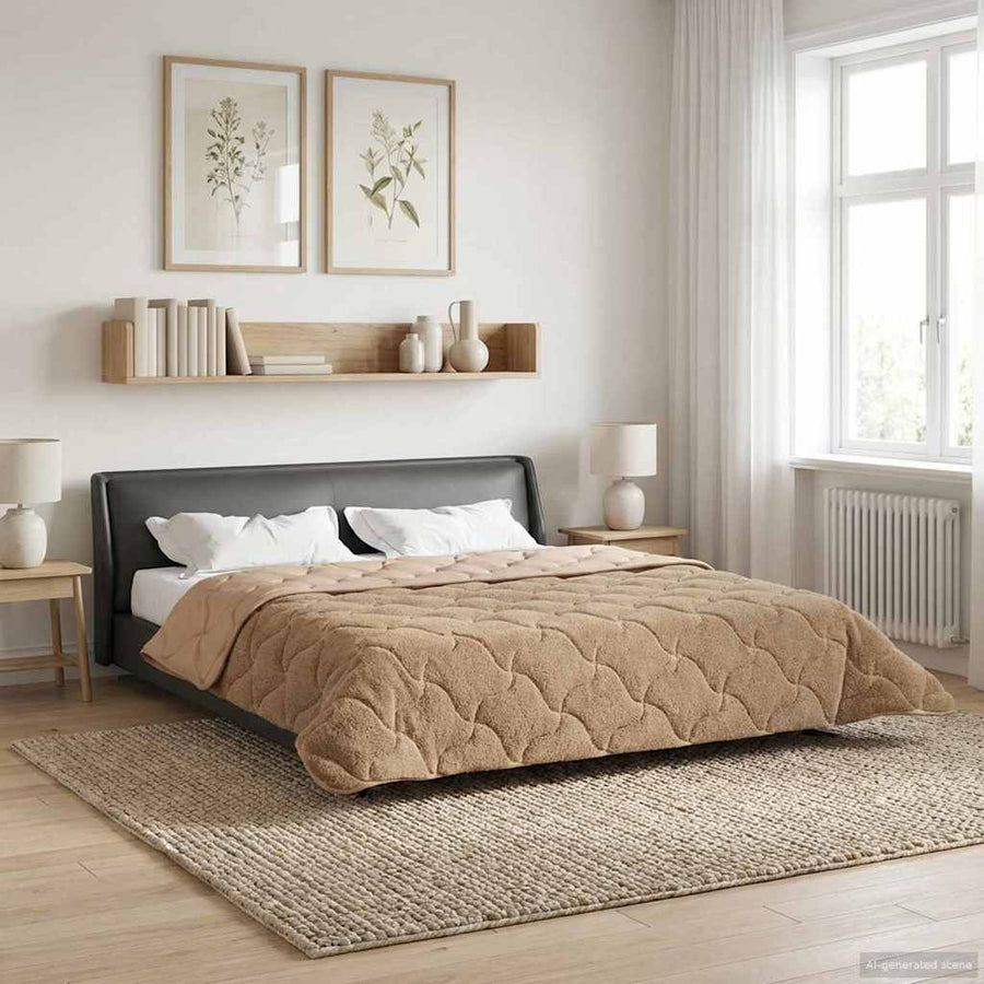 Zomer Dekbed Taupe 240 x 260 cm Microfiber en Teddy fleece