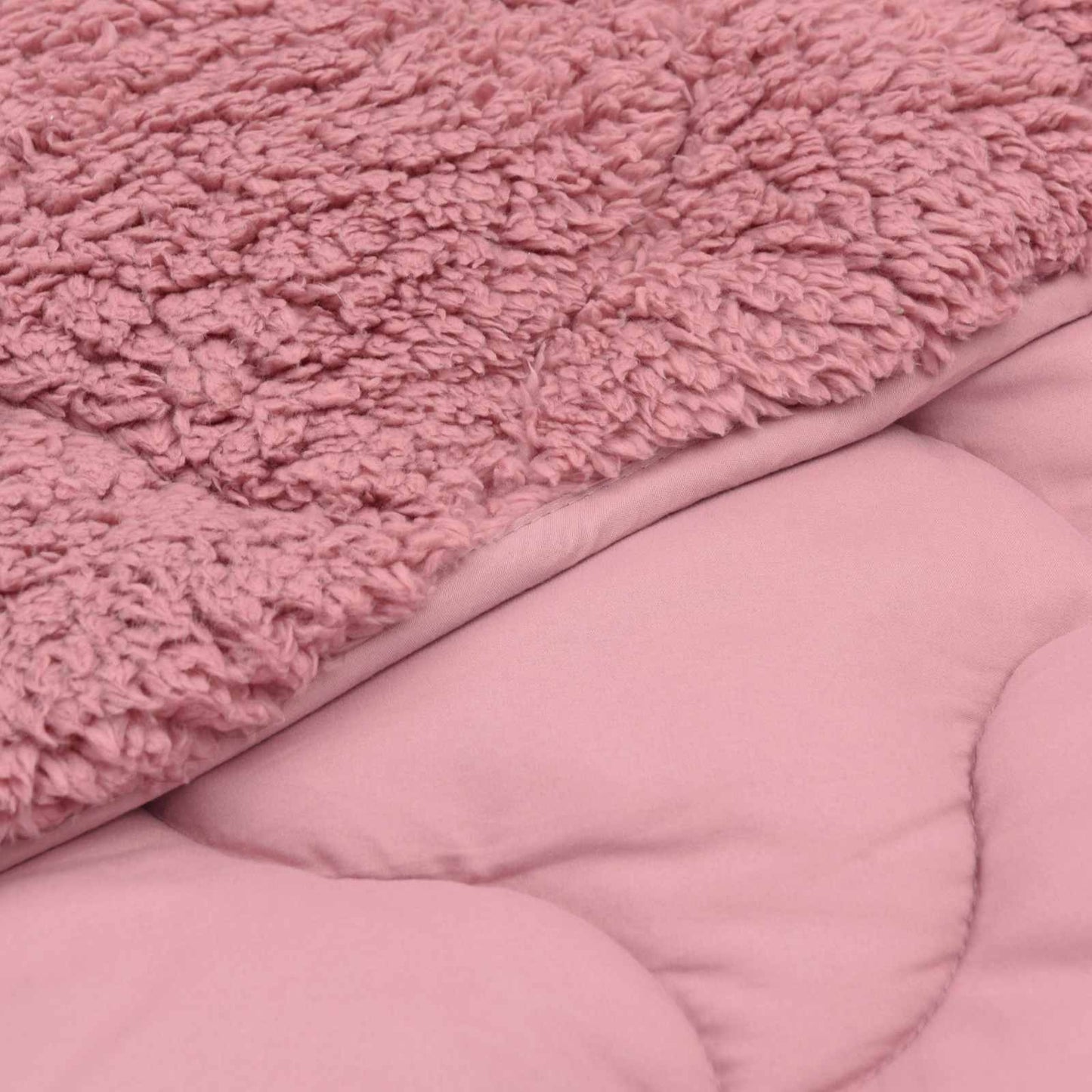 Winter Dekbed Roze 200 x 200 cm Microfiber en Teddy fleece