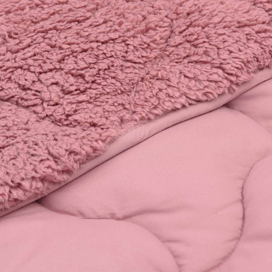 Winter Dekbed Roze 220 x 240 cm Microfiber en Teddy fleece