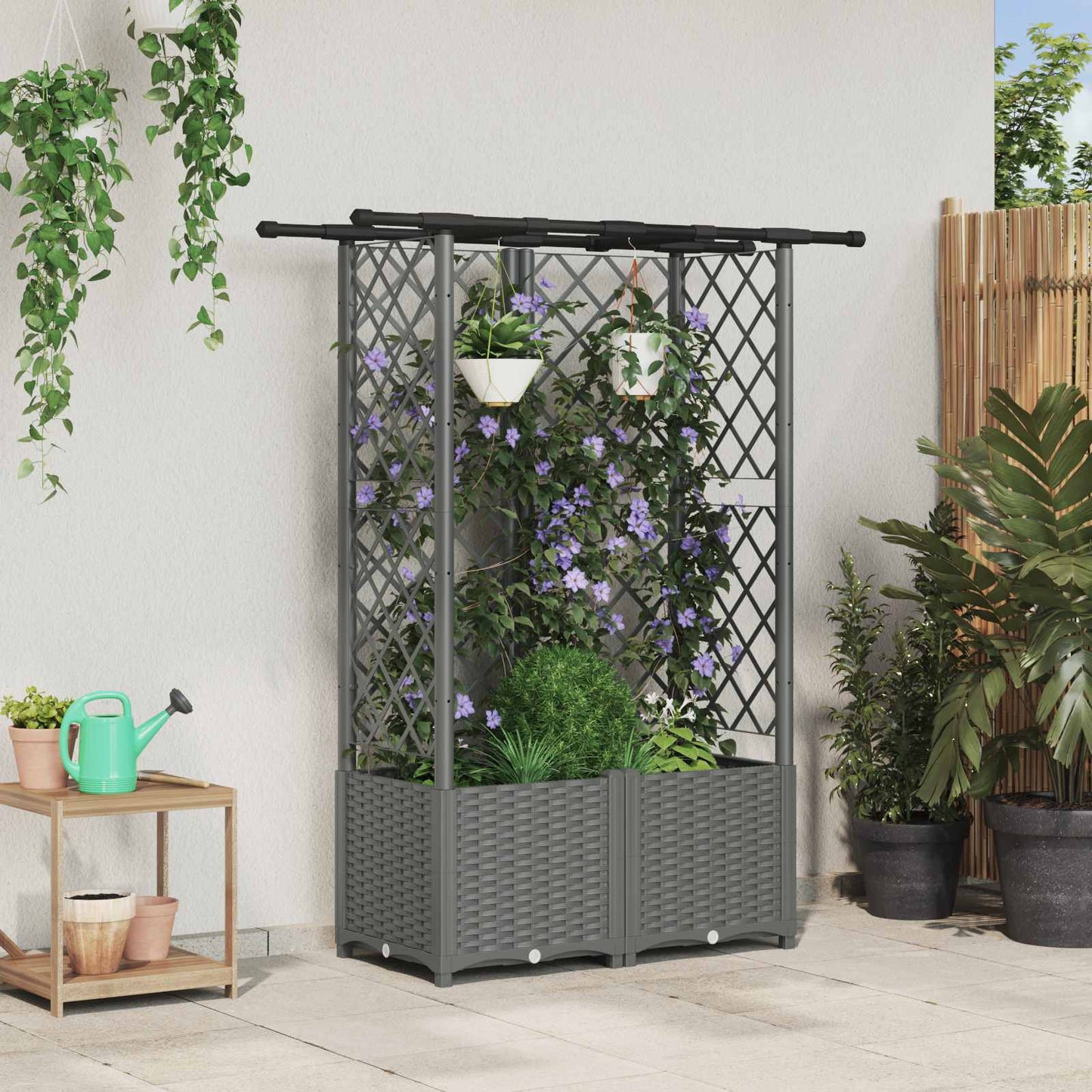 Verhoogd Bed met Trellis en Dak Lichtgrijs 124 x 40 x 136 cm PP