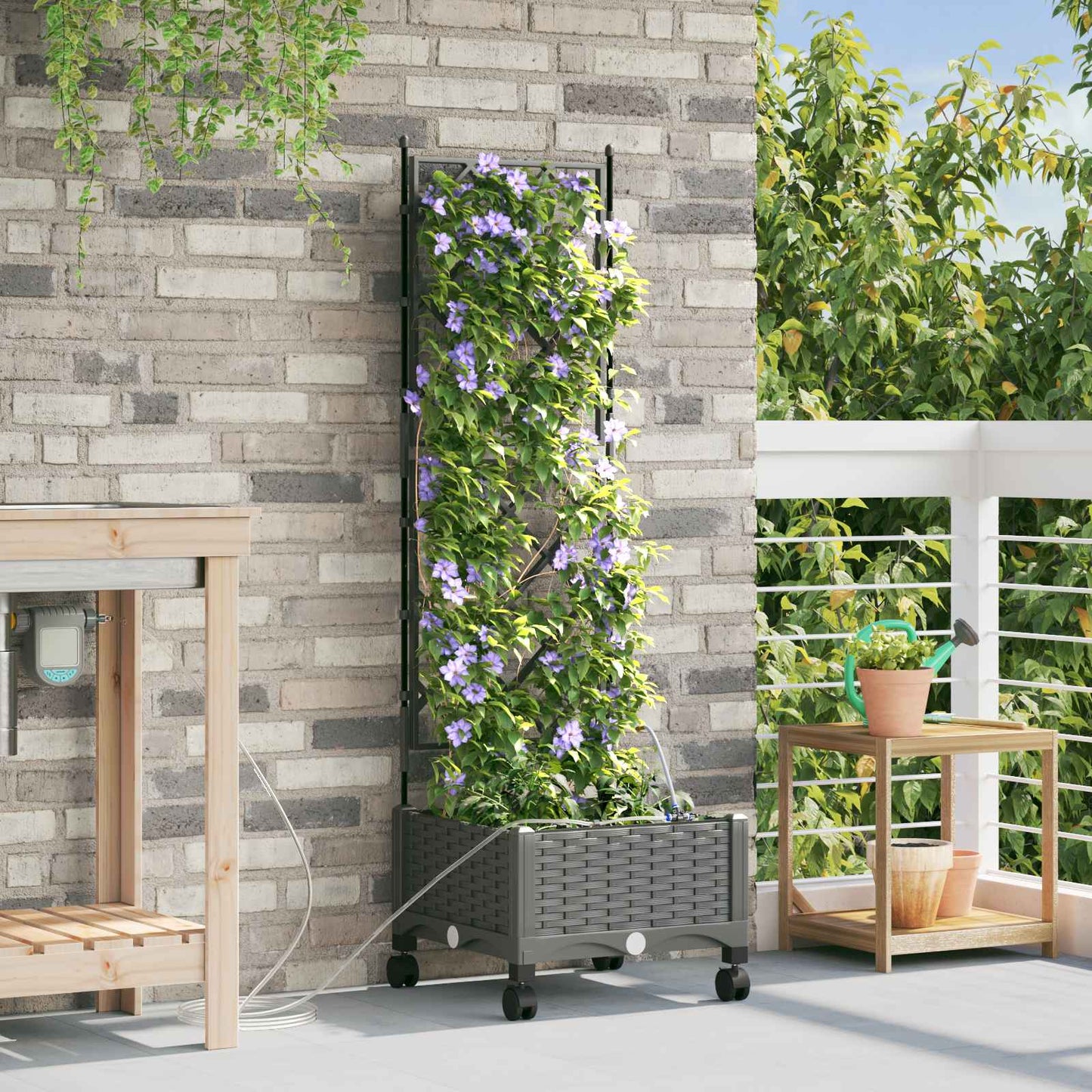 Tuin Pot met Irrigatie en Wielen Lichtgrijs 40 x 40 x 132 cm PP