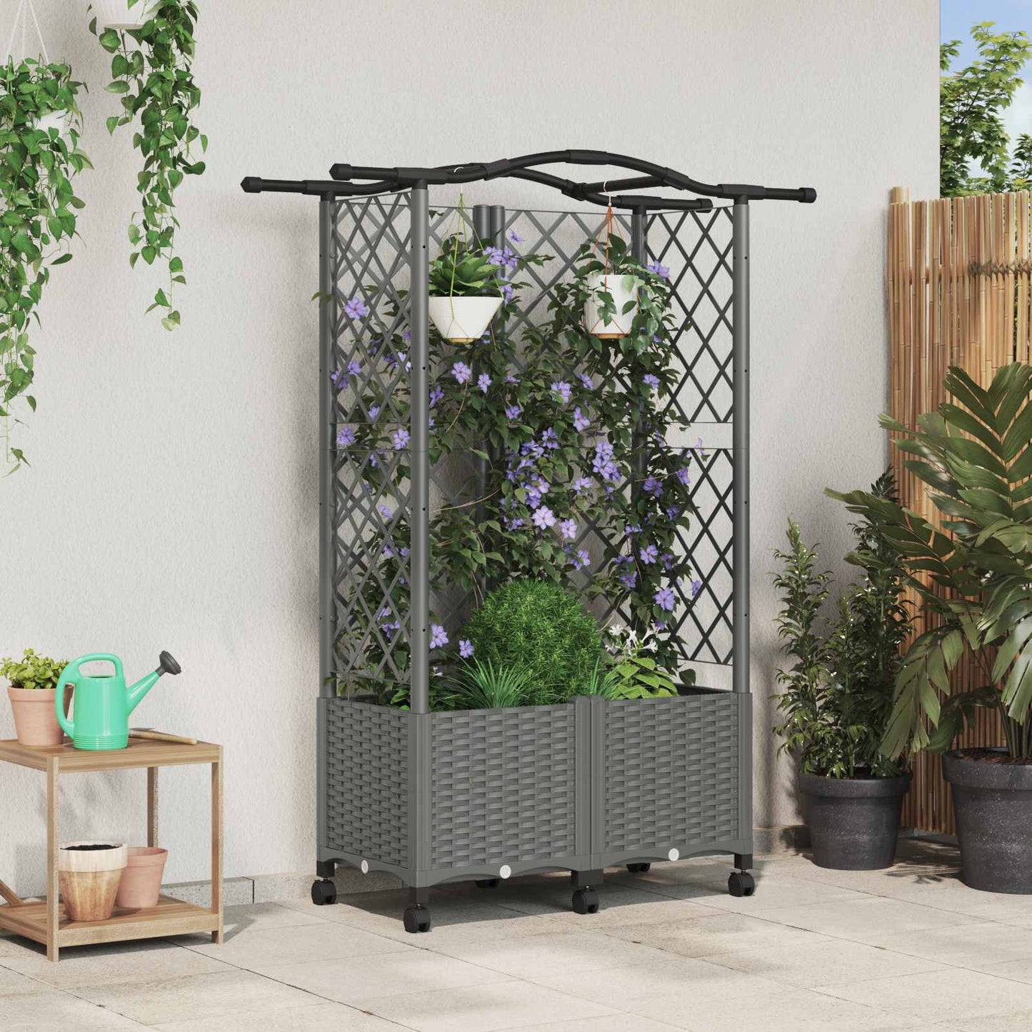 Verhoogd Bed met Trellis en Dak Lichtgrijs 122 x 40 x 144 cm PP