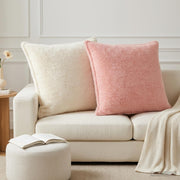 Kussensloop 2 st 65 x 65 cm roze nep konijnenbont
