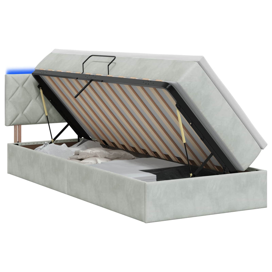 LED Opslagbed met Matras Lichtgrijs 90 x 200 cm Fluweel