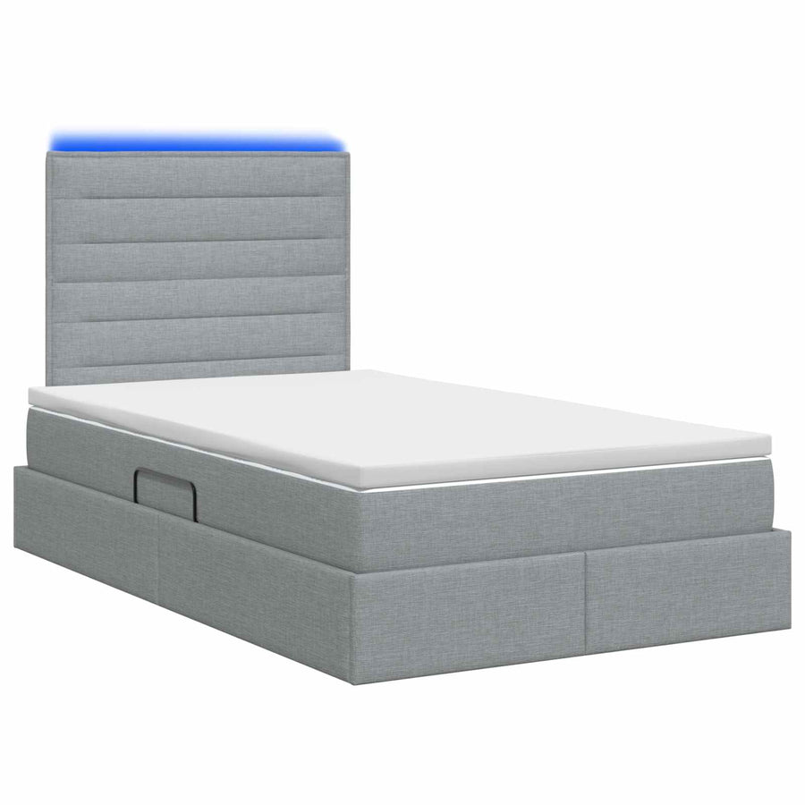 LED Opslagbed met Matras Lichtgrijs 120 x 200 cm Stof