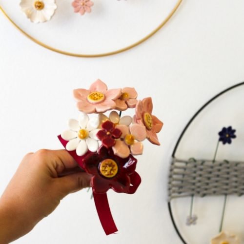 Keramiek boeket 8 bloemen blauw