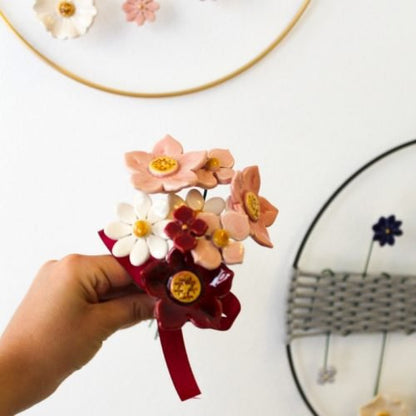 Keramiek boeket 8 bloemen blauw